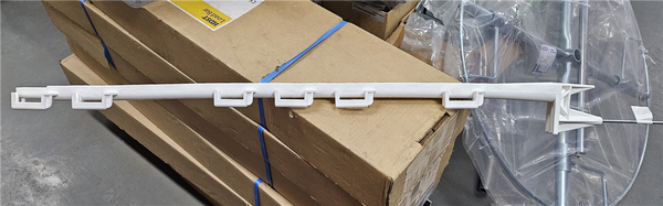 SR Treadin Heavy Duty White Plastic lugs 1040mm
