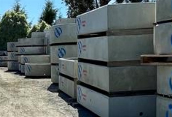 HCP Concrete Trough - No.1 - 2.4m x 650mm/360lt Rectangle